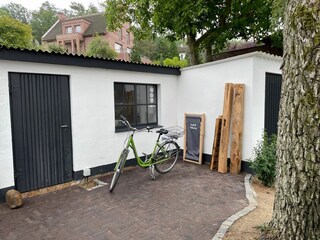 Werkstatt und Garage