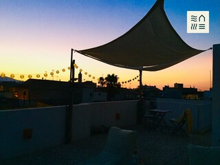 Abend auf der Dachterrasse.