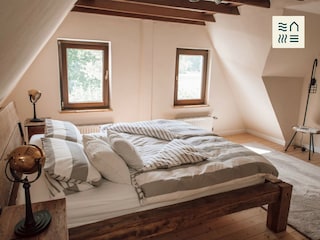 Schlafzimmer DG