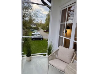 Parkplatz vor der Haustür, Golfplatz im Hintergrund