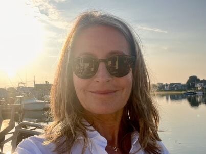 Frau Ulrike Poley