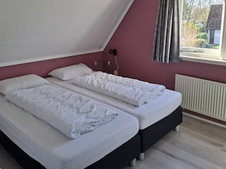 Großes Schlafzimmer