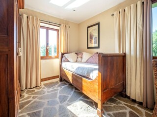 Holiday house Altillac Features 24