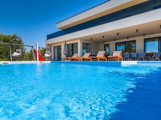 Villa Peroj Schwimmbad 47