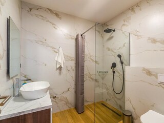 Villa Peroj Badezimmer 39