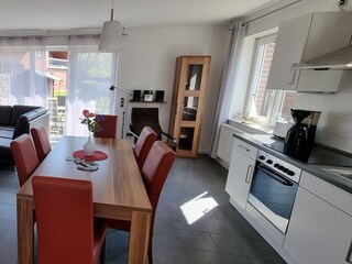 Spacious living and dining area