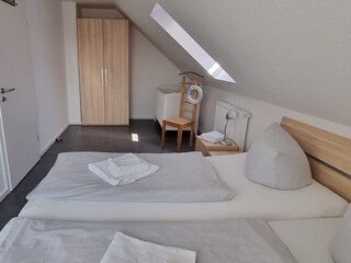 3. geräumiges Schlafzimmer - 1. OG - Doppelbetten