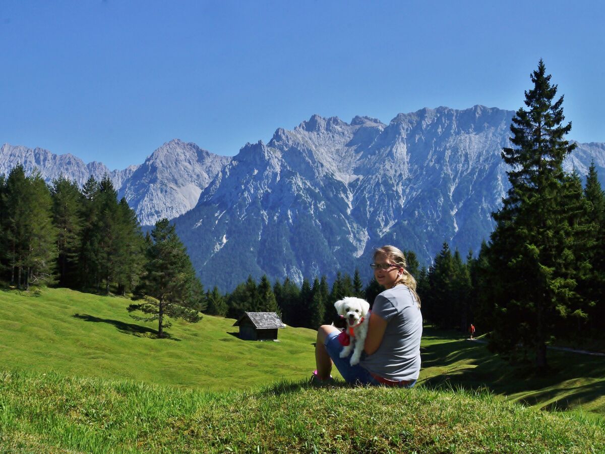 Ferienwohnung Karwendel, Mittenwald, Firma Johannesklause Frau