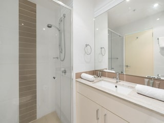 Apartment Welt Features 18