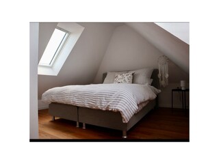 Gemütliches Giebelschlafzimmer