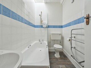 Vakantieappartement Looe Badkamer 18