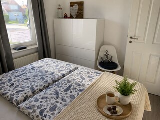 Stauraum im Schlafzimmer.