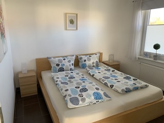 Schlafzimmer im Erdgeschoss.