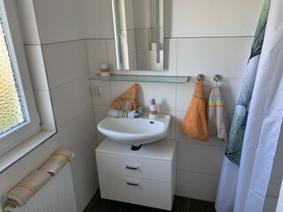 Duschbad im EG.