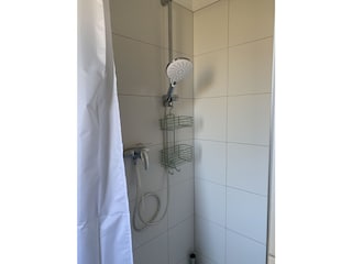 Dusche im EG.