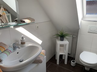 Duschbad im 1. Stock.