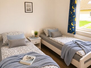 Schlafzimmer im EG mit Einzelbetten.