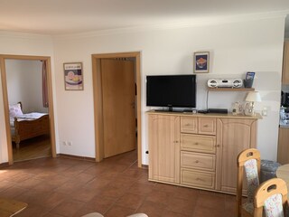 Der TV Bereich im Wohnzimmer.