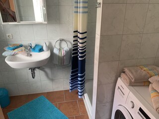Das Duschbad im EG.