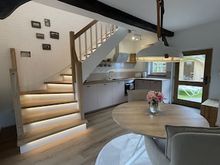 Treppe und Küche