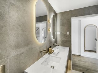 Apartment Welt Features 24
