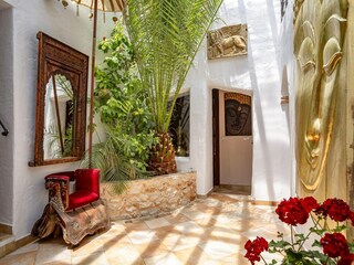 Villa San Rafael de Sa Creu/ Sant Rafael de Sa Creu Features 27