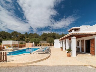 Villa Santa Eulalia del Río Grabación al aire libre 17