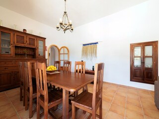 Villa Santa Eulalia del Río Caratteristiche 32