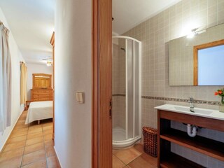 Villa Santa Eulalia del Río Caratteristiche 38