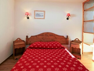 Apartment Uvernet-Fours Ausstattung 15