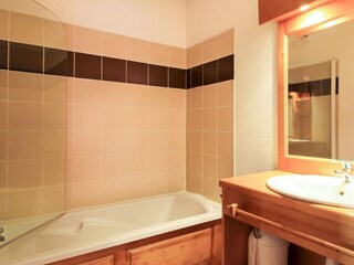 Apartment Uvernet-Fours Features 8