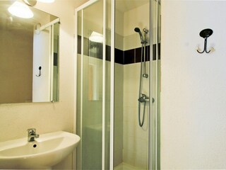 Apartment Uvernet-Fours Ausstattung 7