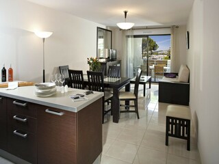 Apartment Cannes Features 17