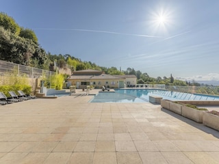 Appartement Callian Buitenaudio-opname 12