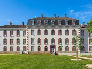 Apartment Welt Outdoor Recording 2