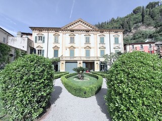 Haus vom Garten aus