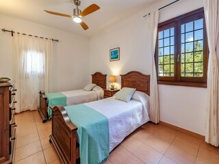 Villa Cala Llenya Características 23
