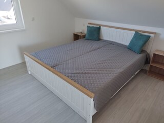 Schlafzimmer 1 (von 2)