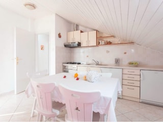 Apartment Podgora Features 11
