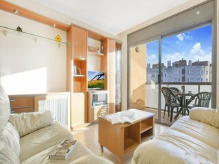 Apartment Lloret de Mar Features 9