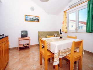 Apartment Srima Features 6