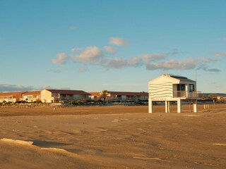 Les Mers du Sud residential complex on Plage des Ayguad