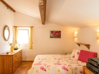 Bedroom gallery: Balcon sur Mer holiday flat