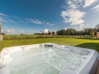Whirlpool im Garten