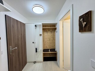 Garderobe im Eingangsbereich
