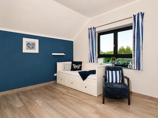 3. Schlafzimmer mit dem zweiten Einzelbett