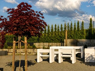 Sitzgelegenheiten im Garten
