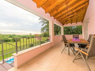 Villa Tinjan Caratteristiche 18