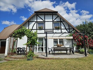 Maison de vacances Pluski Enregistrement extérieur 7