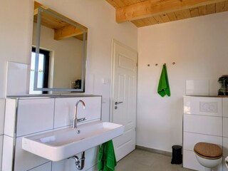 Badezimmer im Obergeschoss